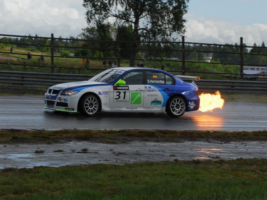  BMW 320si WTCC (E90) 2006 года  (фото 37 из 39)